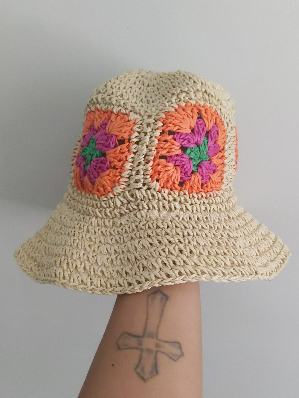 Hat - Picture 3 of 7